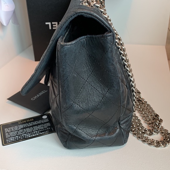 RARE🖤 CHANEL Modern Black Maxi Bijoux Chain Lamb Leather Quilted Flap Silver HW - Picture 4 of 16